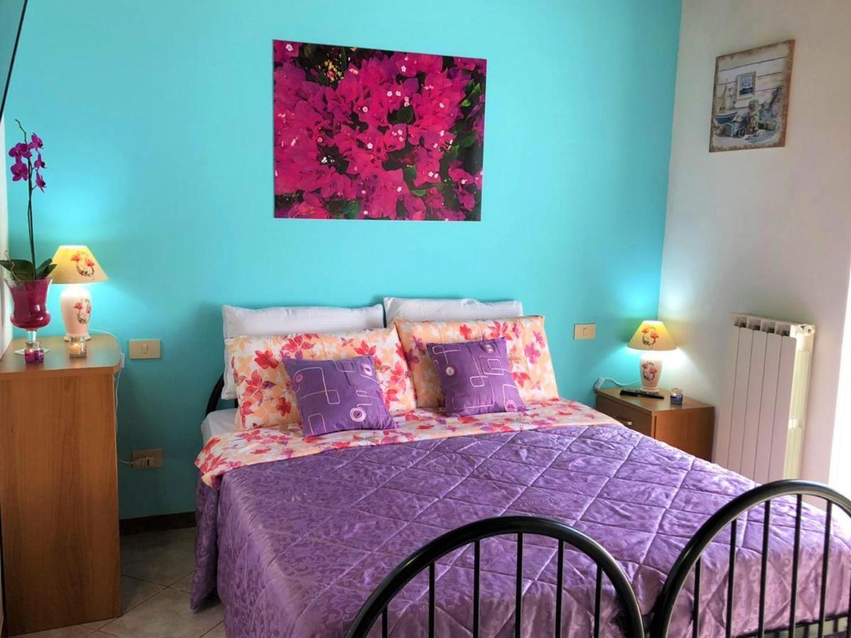 Oasi Di Paradiso - Comfy Private Apartment On Ground Floor With Terrace Ντεζεντσάνο ντελ Γκάρντα Εξωτερικό φωτογραφία